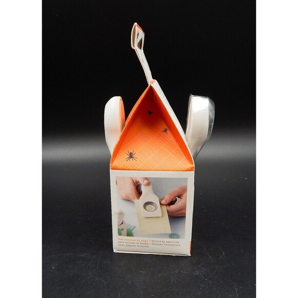 Martha Stewart Skull and Bones Craft Punch 2008 Halloween Scrapbooking NOS - Picture 4 of 6